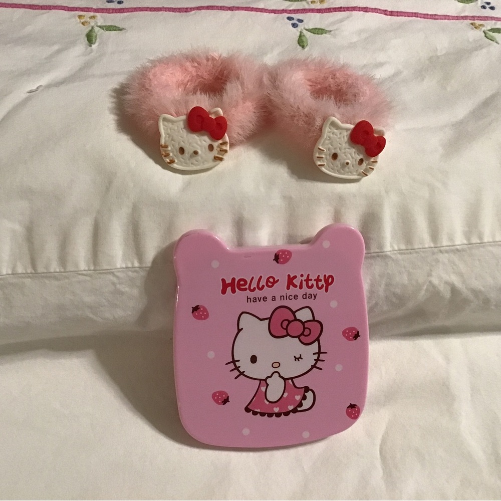 #117 Hello Kitty Bundle